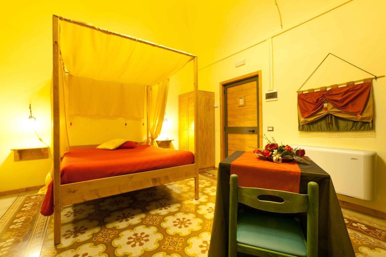 Couette-café Olympo 3*