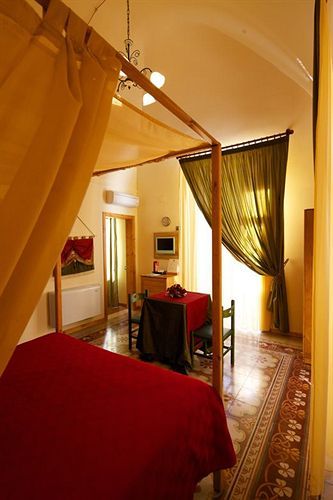 Couette-café Olympo 3*
